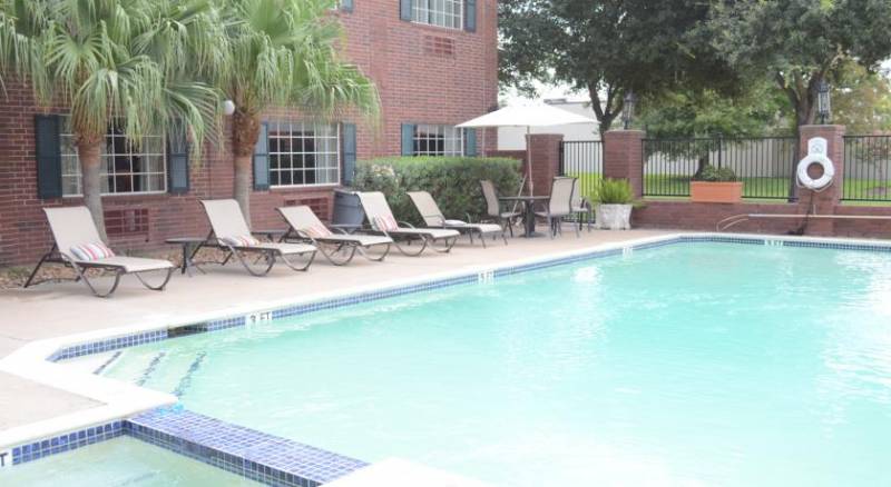 Best Western Plus Westchase Mini-Suites