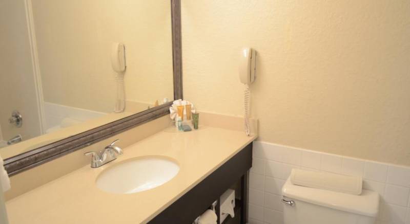 Best Western Plus Westchase Mini-Suites