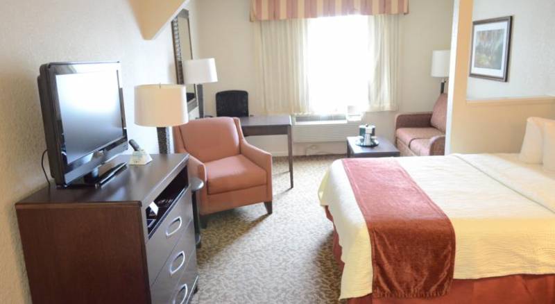 Best Western Plus Westchase Mini-Suites