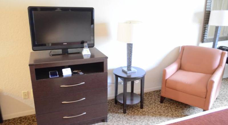 Best Western Plus Westchase Mini-Suites