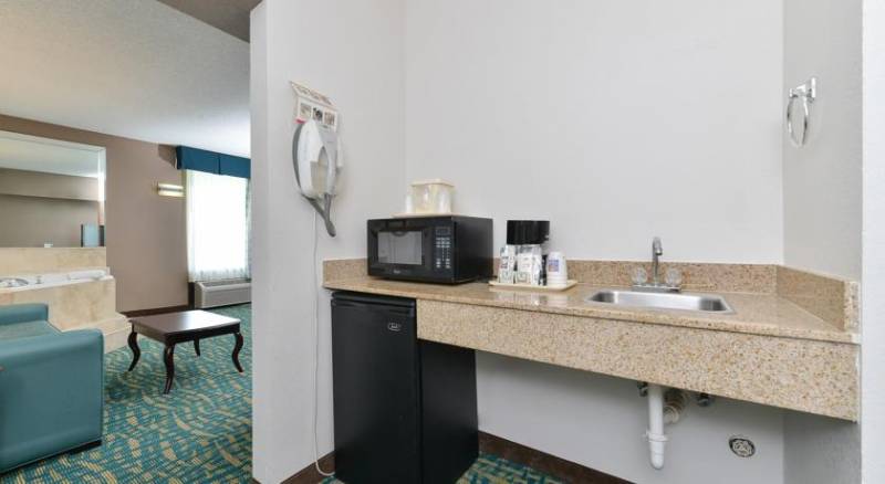 Comfort Inn & Suites Fort Lauderdale