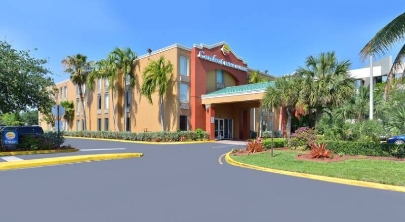 Comfort Inn & Suites Fort Lauderdale