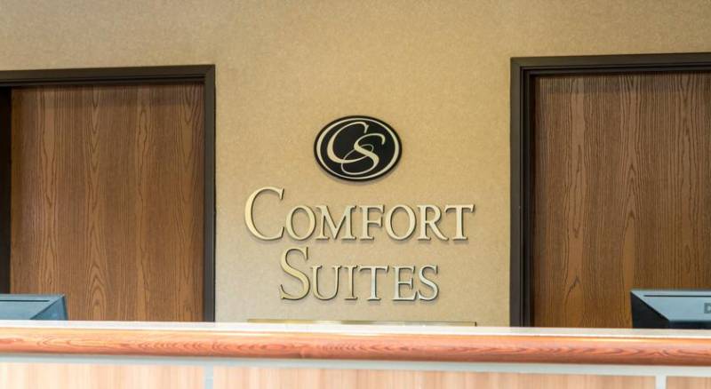 Comfort Suites North Fossil Creek