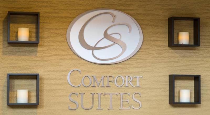 Comfort Suites North Fossil Creek