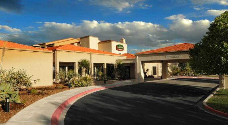 Courtyard Albuquerque Airport