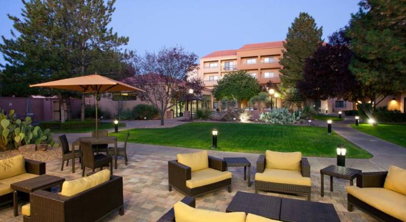 Courtyard Albuquerque Airport