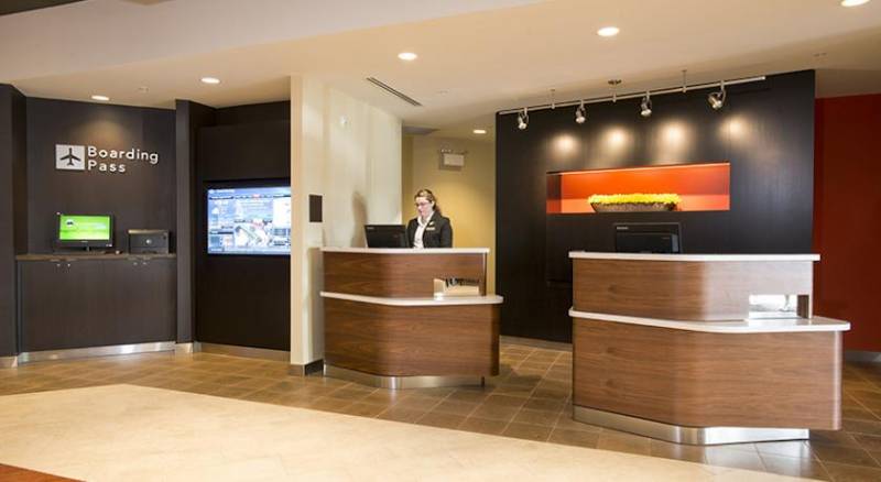 Courtyard by Marriott Cincinnati Midtown/Rookwood