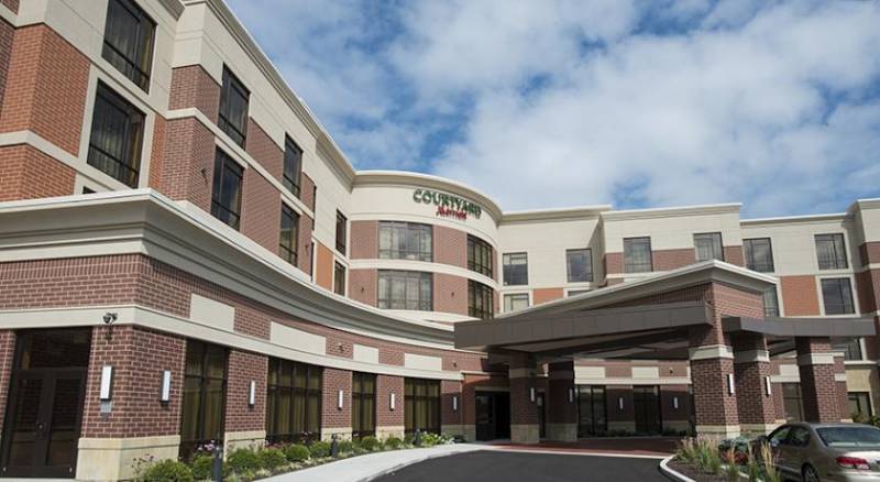 Courtyard by Marriott Cincinnati Midtown/Rookwood