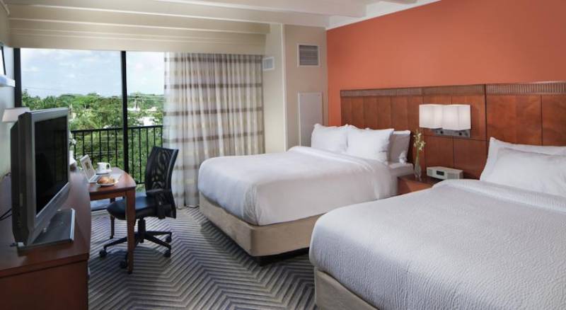 Courtyard by Marriott Fort Lauderdale East