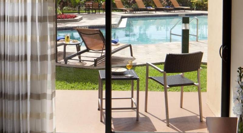 Courtyard by Marriott Fort Lauderdale East