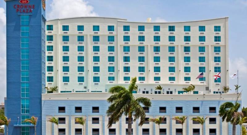 Crowne Plaza Hotel & Resorts Fort Lauderdale Airport/ Cruise