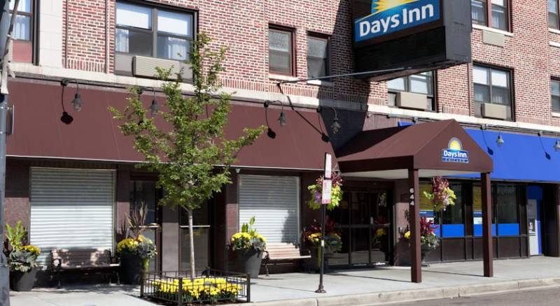 Days Inn Chicago