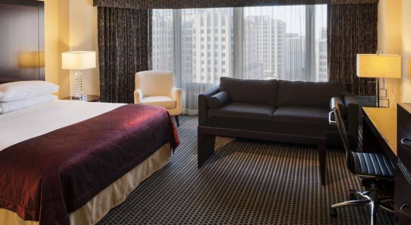 DoubleTree by Hilton Chicago Magnificent Mile