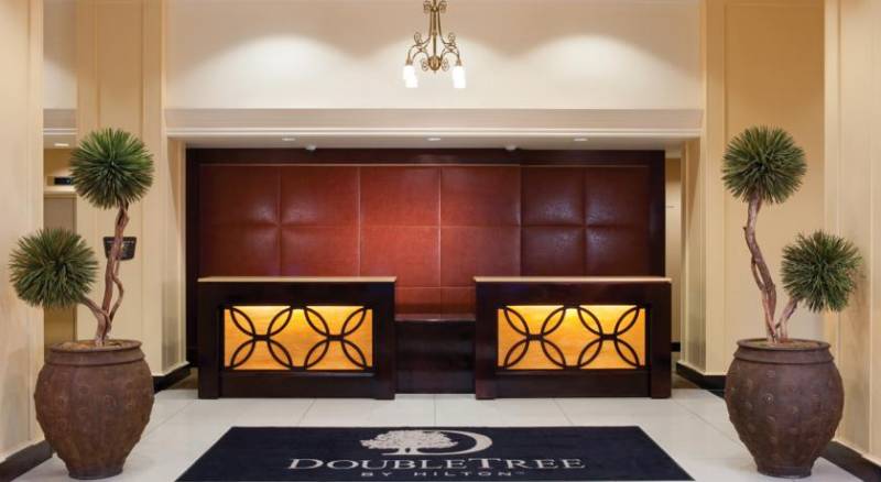 DoubleTree Suites by Hilton Detroit Downtown - Fort Shelby