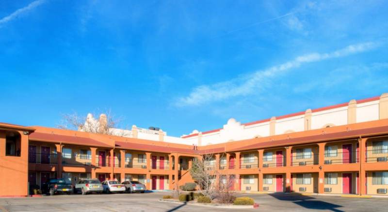 Econo Lodge Midtown Albuquerque