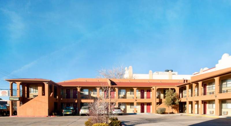 Econo Lodge Midtown Albuquerque