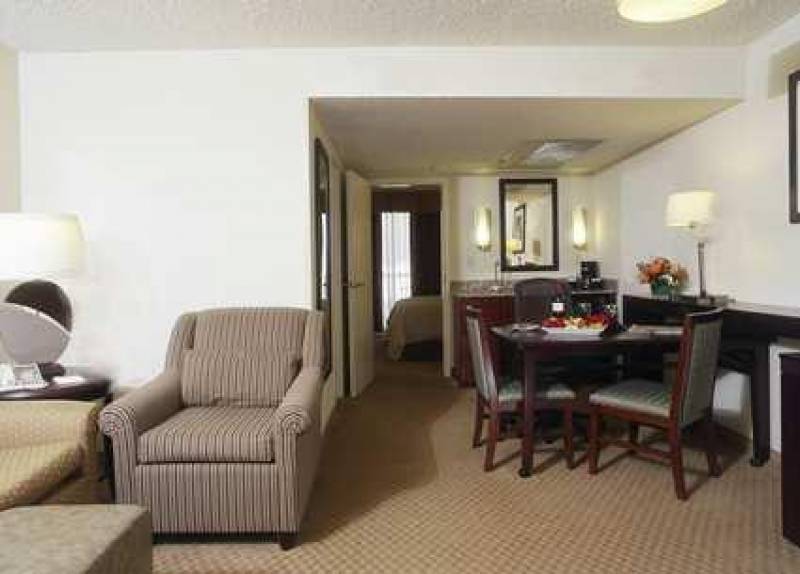 Embassy Suites Dallas - Market Center