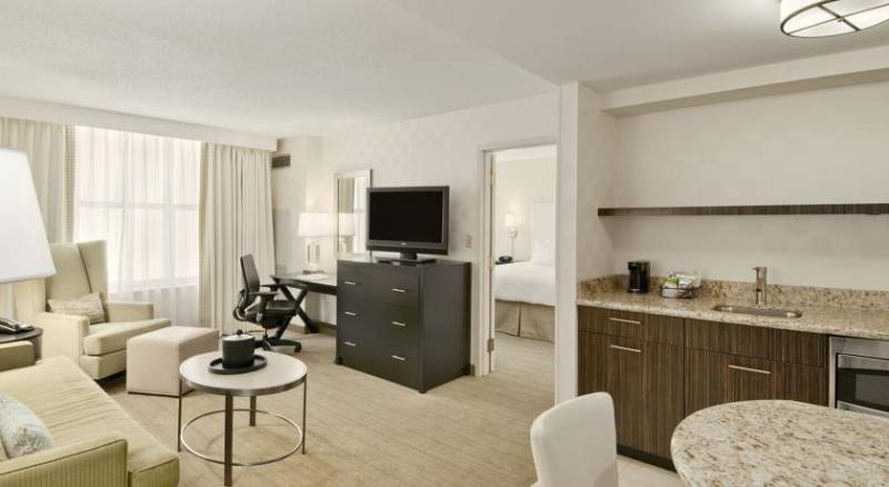 Hampton Inn & Suites Chicago-Downtown