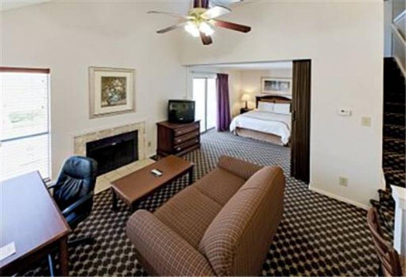 Hawthorn Suites Dallas Love Field