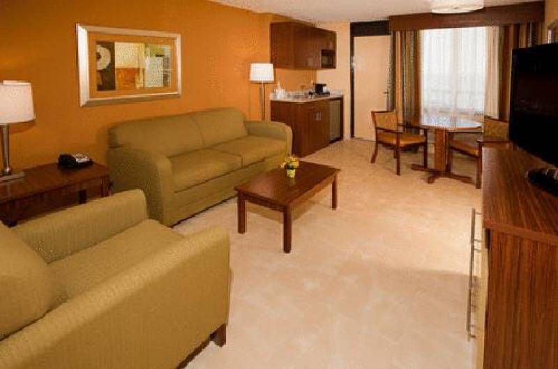 Holiday Inn Express Daytona Beach Shores