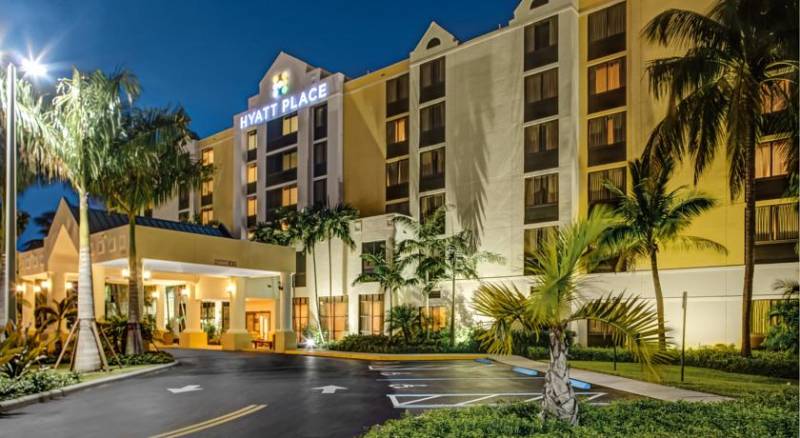 Hyatt Place - Fort Lauderdale 17th Street Convention Center