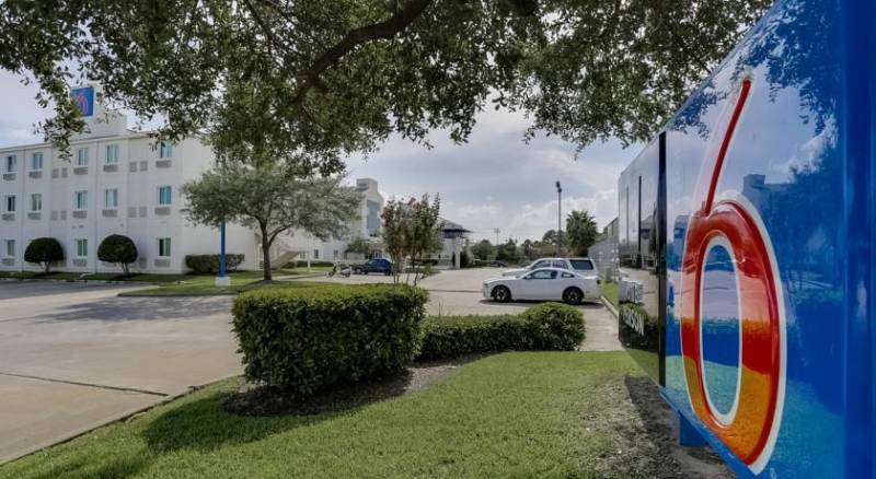 Motel 6 Houston Westchase