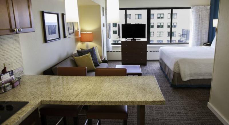 Residence Inn by Marriott Chicago Downtown/Magnificent Mile