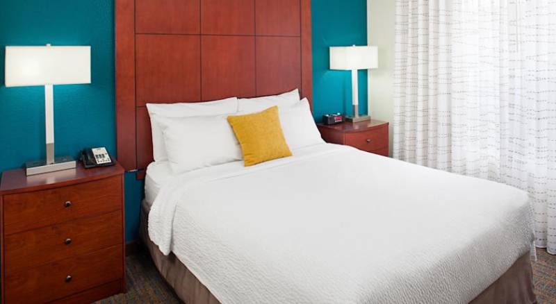 Residence Inn Dallas Addison/Quorum Drive