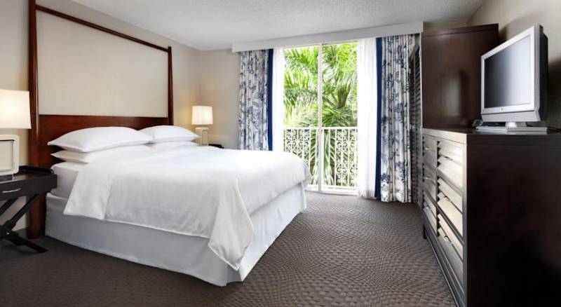 Sheraton Suites Fort Lauderdale at Cypress Creek