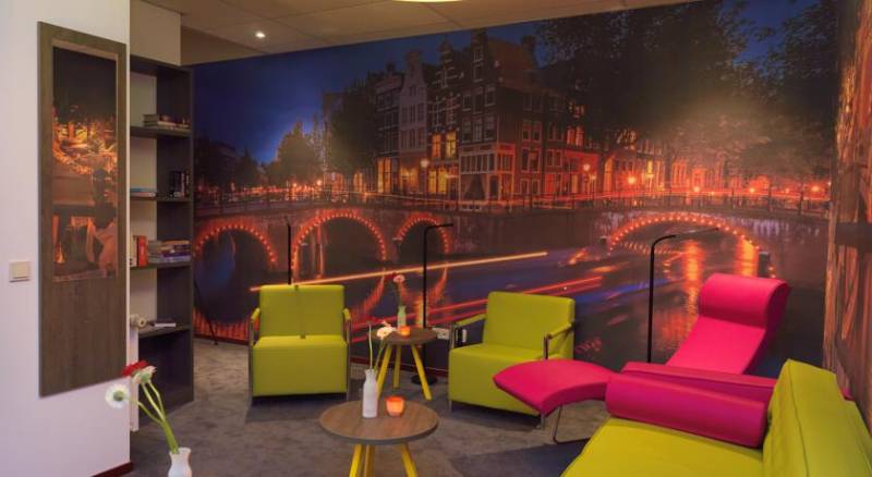 Amsterdam Teleport Hotel