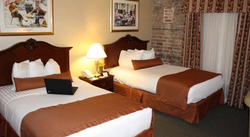 Best Western Plus St. Christopher Hotel