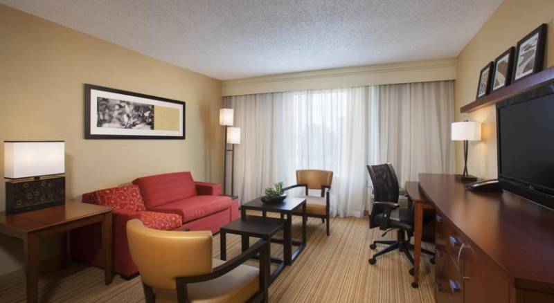 Courtyard by Marriott Orlando Downtown