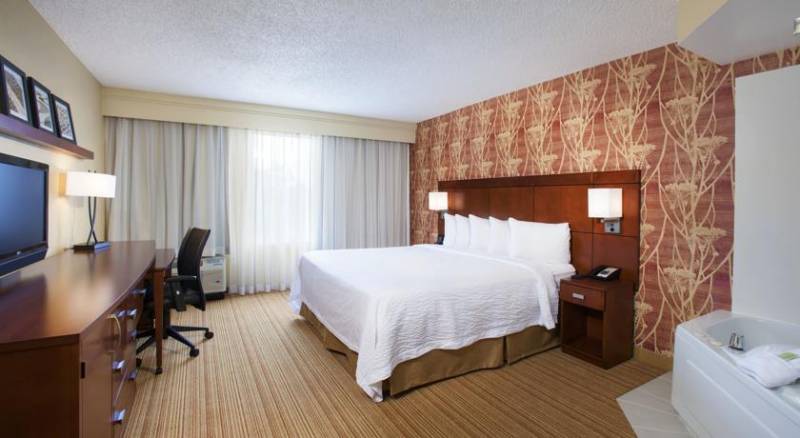 Courtyard by Marriott Orlando Downtown