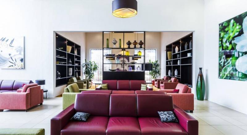 Courtyard by Marriott Prague Airport