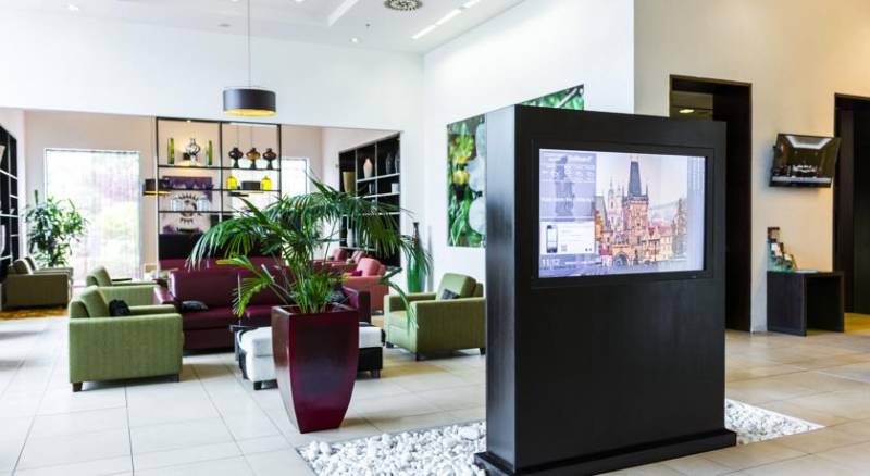 Courtyard by Marriott Prague Airport