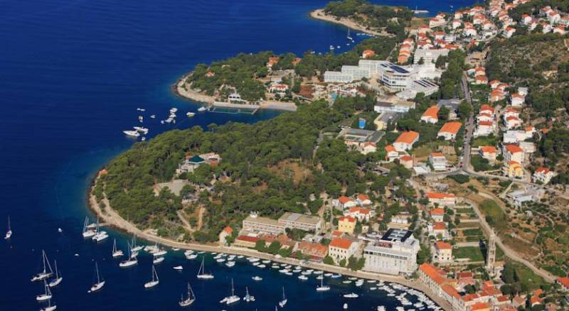 Delfin Hvar Hotel