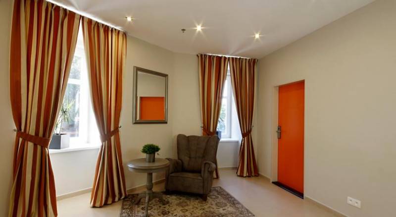 EasyHotel Prague