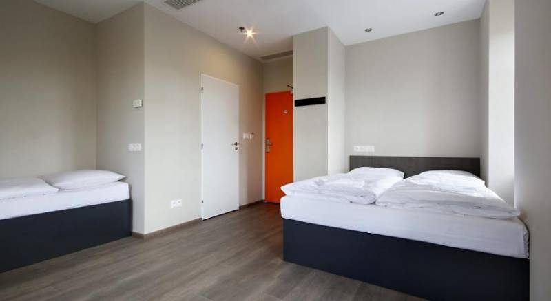 EasyHotel Prague