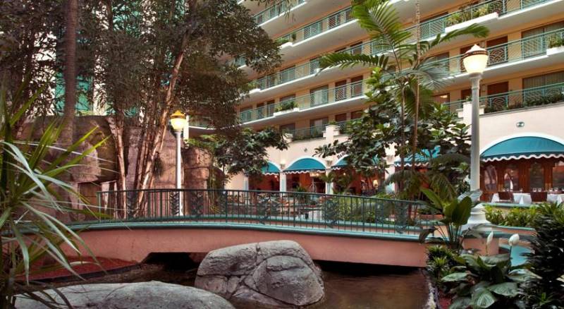 Embassy Suites by Hilton Miami International Airport