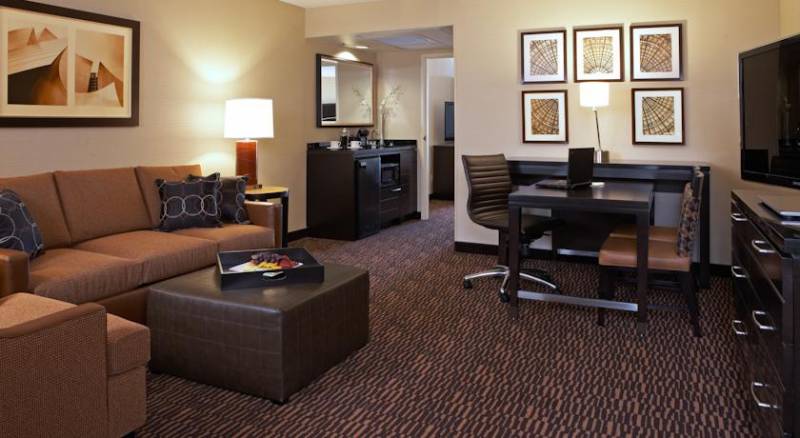 Embassy Suites Los Angeles - International Airport/North