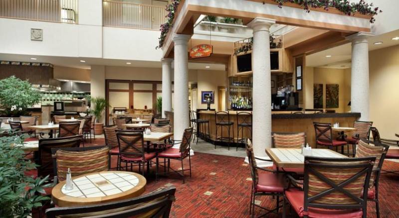 Embassy Suites Orlando - Airport