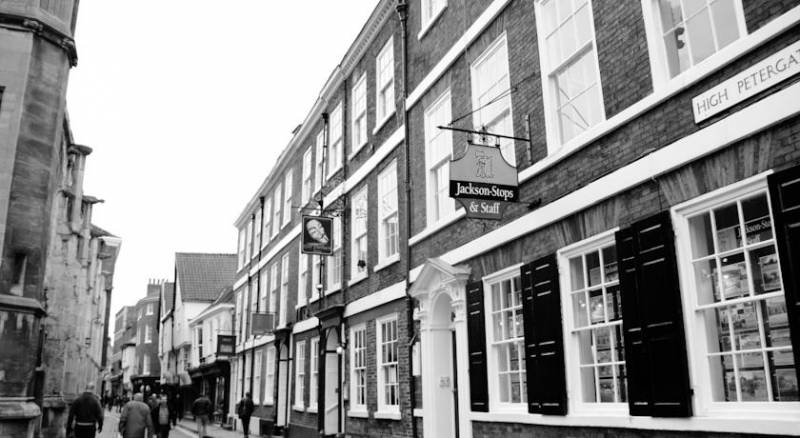 Guy Fawkes Inn