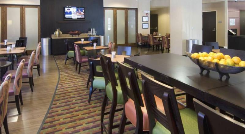 Hampton Inn & Suites Denver-Downtown