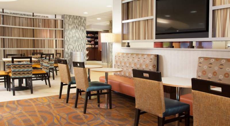 Hampton Inn Orlando-Airport