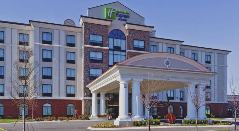 Holiday Inn Express Nashville-Opryland