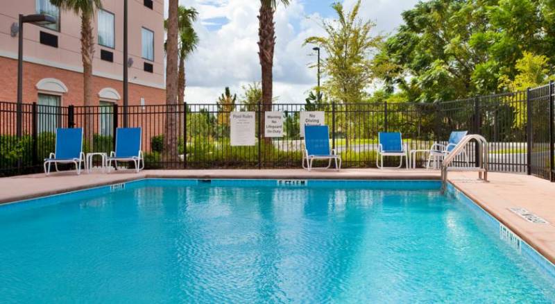 Holiday Inn Express Orlando-Ocoee East