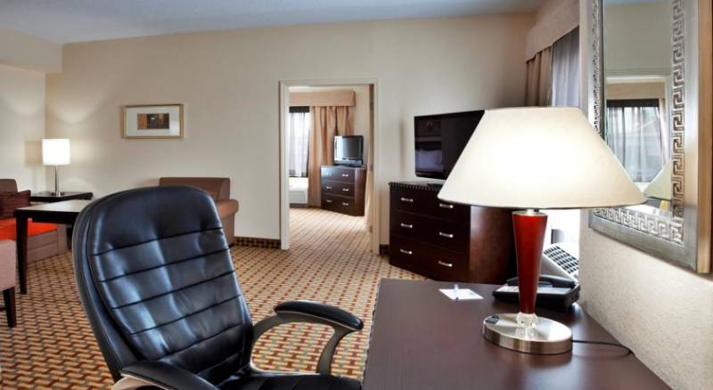 Holiday Inn Express Orlando-Ocoee East