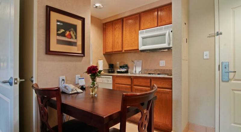 Homewood Suites by Hilton Orlando-UCF Area