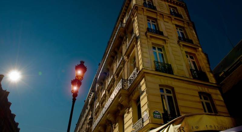 Hotel Lumen Paris Louvre
