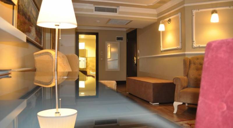 Kadikoy Park Suites